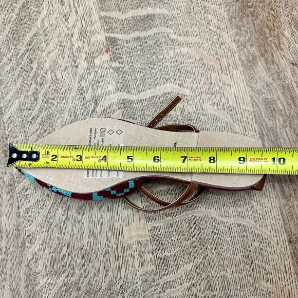 Anthropologie NWB Burgundy Turquoise Geometric Aztec Strappy Flats size 6 - Picture 9 of 11